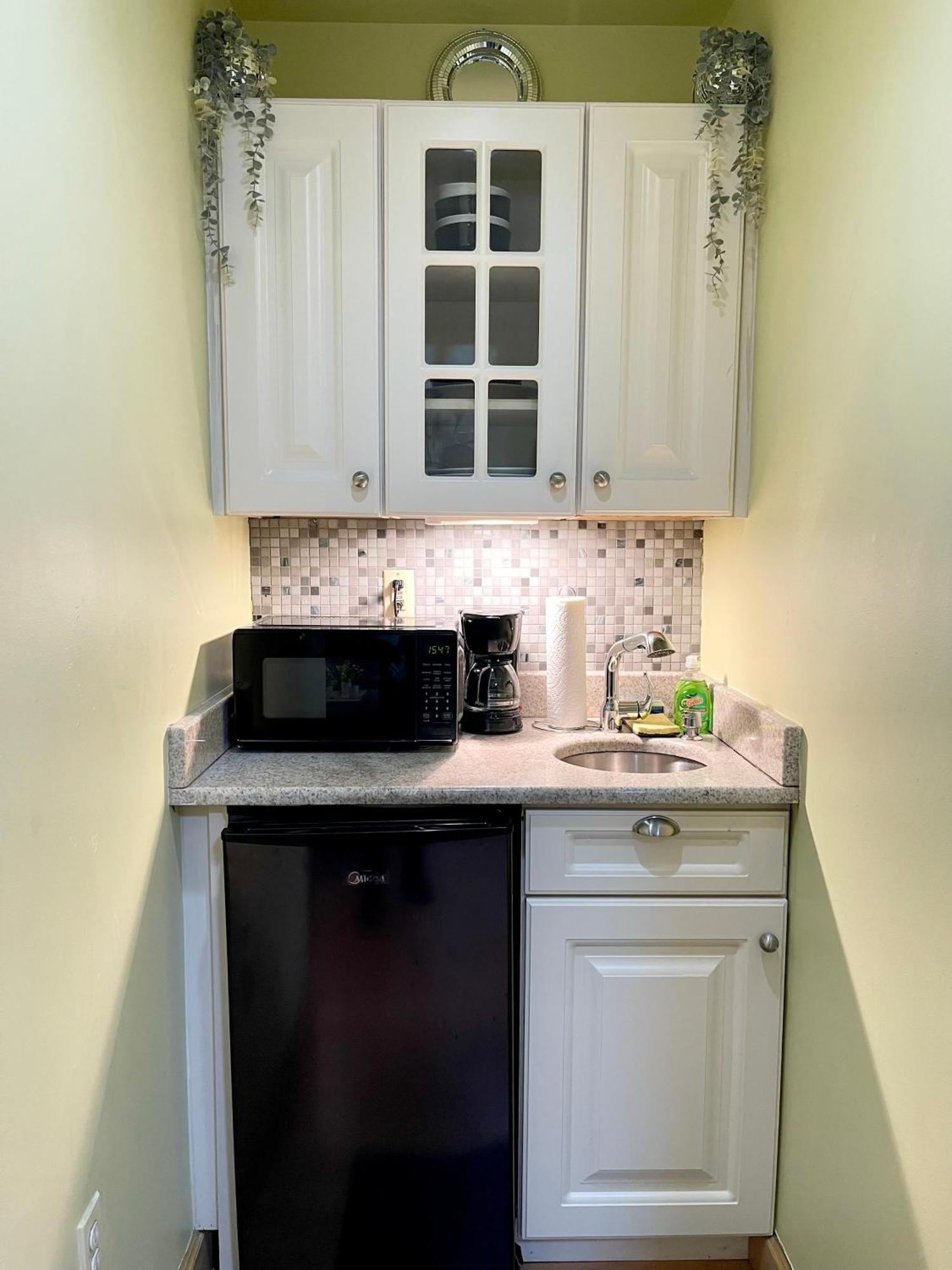 Cozy Corner Apartment Philadelphia Exterior photo